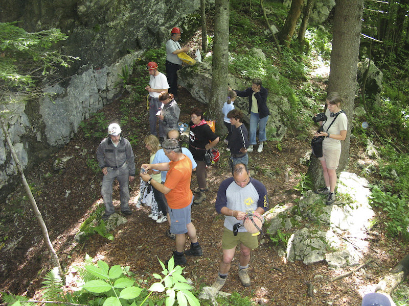Ogled Planinskega polja in jam ob njem